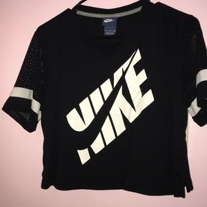 Nike T-shirt
